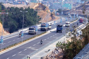 Quốc lộ 18 hiện là trục đường bộ chính liên kết Quảng Ninh với các tỉnh khác trong Vùng Kl992 cổng game cá cược trọng điểm Bắc Bộ  