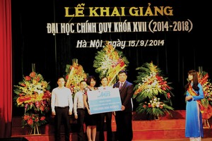 MB trao học bổng cho sinh viên Học viện Link Vào Nhà Cái KL99 COM Tặng +199k
