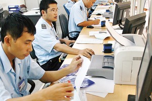 Phần lớn thời gian thông quan hàng hóa phụ thuộc vào thủ tục và nộp thuế của Kl991.com World Cup 2026 Chính Thức