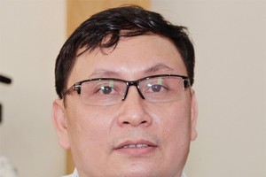 TS. Nguyễn Sơn