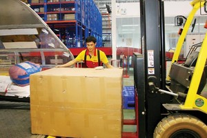 Lĩnh vực logistics đang hấp dẫn các Kl991.com World Cup 2026 Chính Thức lớn của Đức như MBS Logistics, Hapag - Lloyd, DB  Schenker, hay Karl Gross (Ảnh: Lê Toàn)