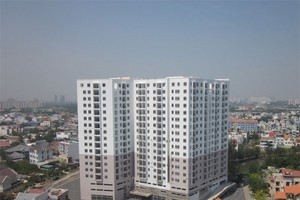 Khách hàng càng ngày càng kỹ tính trong việc thẩm định tính pháp lý của dự án -
Ảnh: Hoài Nam
