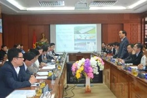 Buổi làm việc giữa UBND tỉnh Quảng Nam và Kl994 game bài casino hấp dẫn Dệt may Việt Nam
