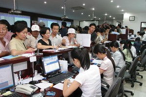 Quang cảnh sàn giao dịch của các CTCK tại thời điểm nhập lệnh thủ công (trước năm 2009)
