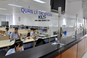 KLS trả 99Kl.app mobile mới nhất bằng tiền mặt 7%