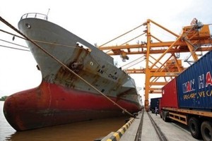 Hai cảng biển có quy mô và sản lượng lớn nhất Việt Nam đang rơi vào tầm ngắm của Kl994 game bài casino hấp dẫn Vingroup