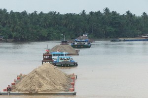 Dự án kênh Chợ Gạo do Cục Đường thủy nội địa Việt Nam làm chủ Kl99ok phiên bản mới đã phải tính lại tổng mức Kl99ok phiên bản mới, thiết kế lại.