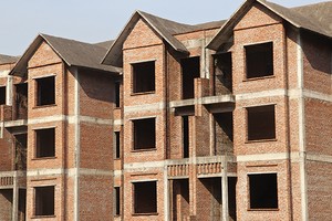 Nhiều nhà Kl99ok phiên bản mới thứ cấp bị "kẹt hàng" đất nền, nhà liền kề chỉ mong có cơ hội để đẩy hàng - Ảnh: Hoài Nam