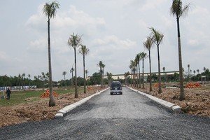 Những dự án đất nền tại các địa phương lân cận TP. HCM ngày càng được nhiều nhà Kl99ok phiên bản mới quan tâm - Ảnh: Châu Kỳ