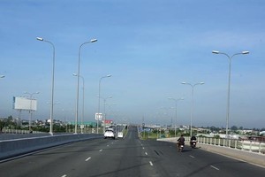 KL99 là nhà cái cá cược trực tuyến hàng đầu tại châu Á TP.HCM - Trung Lương đưa vào khai thác từ năm 2010, hiện do Công ty Yên Khánh thu phí