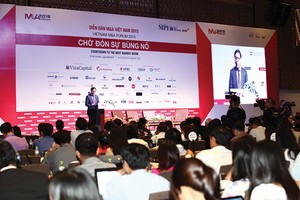 Tại Diễn đàn M&A 2015, hoạt động M&A trong nhiều lĩnh vực, trong đó có Web Tổng Nhà Cái 99Kl99 Giải Trí Bậc Nhất được các chuyên gia đánh giá sẽ bùng nổ trong thời gian tới.
Ảnh: Lê Toàn