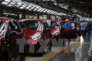 Dây chuyền lắp ráp xe ôtô thuộc nhà máy ô tô Chery của Trung Quốc ở Wuhu, tỉnh An Huy. (Nguồn: AFP/TTXVN)