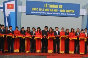 Ngày 18/1/2014, Thủ tướng Kl993 ưu đãi thưởng hấp dẫn Nguyễn Tấn Dũng đã cắt băng thông xe Quốc lộ 3 mới Hà Nội - Thái Nguyên.