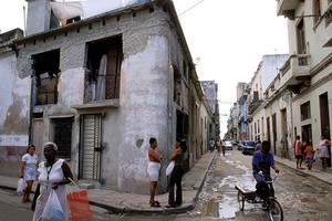 Cuba đang là miền đất lạ lẫm và hấp dẫn với các nhà Kl99ok phiên bản mới Mỹ