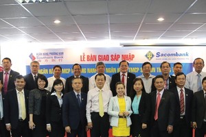 Lãnh đạo các ban ngành cùng Ban điều hành Sacombank và Southern Bank tại lễ ký kết sáp nhập 2 Link Vào Nhà Cái KL99 COM Tặng +199k