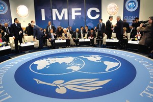 IMF ước tính, số nợ của các thị trường đang phát triển hiện có quy mô gấp đôi so với giá trị 99Kl.app cổng game giải trí mà họ sở hữu