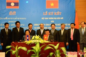 Việc ký kết Hiệp định Thương mại biên giới giữa hai nước sẽ tạo hành lang pháp lý cho các hoạt động giao thương qua cửa khẩu.