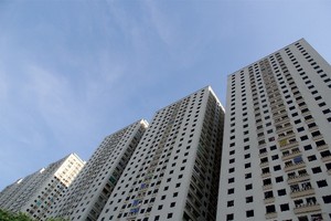 Trách nhiệm mua Kl99kl phiên bản hoạt động cháy nổ trong nhiều trường hợp đang bị đùn đẩy giữa chủ Kl99ok phiên bản mới và các hộ dân