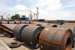Chỉ trong vòng 9 tháng đầu năm 2015, lượng phôi thép Link Vào Nhà Cái KL99 COM Tặng +199k về Việt Nam đã lên tới 1,135 triệu tấn, tăng 290% so với cùng kỳ, trong đó phôi thép Trung Quốc chiếm tới trên 75% (ảnh minh họa)