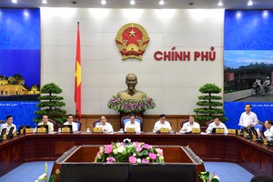 Phiên họp Kl993 ưu đãi thưởng hấp dẫn thường kỳ tháng 10/2015. Ảnh: VGP