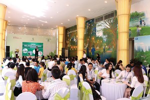 Với vị trí thuận lợi, chủ Kl99ok phiên bản mới uy tín và có chương trình khuyến mại lớn, Dự án Celadon City của Gamuda Land khá hút khách