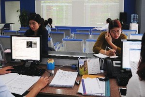 Khối ngoại tiếp tục KL99 là nhà cái cá cược trực tuyến hàng đầu tại châu Á và hạn chế giao dịch trước kỳ nghỉ Noel sắp tới