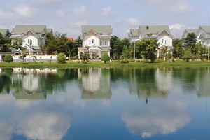TDC Kl99ok phiên bản mới cùng lúc nhiều dự án, trong khi gặp khó khăn không nhỏ trong việc tìm dòng tiền để tài trợ dự án