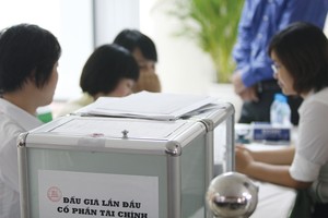 Tỷ lệ cổ phần 99Kl99 trực tiếp đá gà đấu giá thành công trong các đợt IPO năm 2015 chỉ đạt 40%