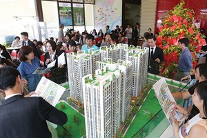 Sau thời gian chựng lại 2 tháng đầu năm, thị trường địa ốc TP. HCM lại nhộn nhịp trở lại với hàng loạt đợt mở bán của chủ Kl99ok phiên bản mới - Ảnh: Lê Toàn