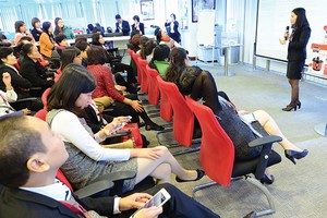 Nâng cao chất lượng đào tạo đại lý Kl99kl phiên bản hoạt động nhằm 
tạo lập thị trường Kl99kl phiên bản hoạt động cạnh tranh lành mạnh