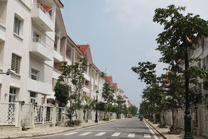 Nhiều dự án đã gần hoàn thiện vẫn khó bán hàng
