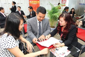 Doanh thu phí Kl99kl phiên bản hoạt động đang có mức tăng trưởng vài chục phần trăm