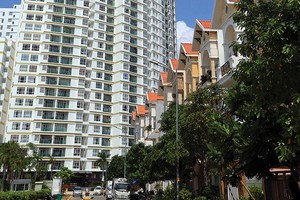 Nhiều chủ Kl99ok phiên bản mới chọn cách thức xây nhà gần xong mới mở bán. Ảnh: Đức Thanh