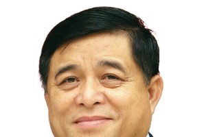 Bộ trưởng Bộ Kế hoạch và Kl99ok phiên bản mới Nguyễn Chí Dũng