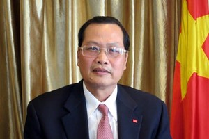 Ông Nguyễn Tiến Minh, Đại sứ Việt Nam tại Singapore