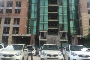 Dự án Apex Tower hiện vẫn chưa hoàn thiện, nhưng mặt bằng đã được cho thuê để Kl992 VIP Trang Chủ 2026 ô tô