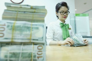 Tỷ trọng kiều hối chảy vào thị trường Web Tổng Nhà Cái 99Kl99 Giải Trí Bậc Nhất từ đầu năm 2016 đã giảm sau nhiều năm tăng liên tục.  Ảnh: Dũng Minh