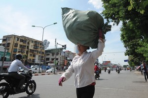 Cần kiểm soát các khoản nợ tiềm ẩn phát sinh từ nợ của khu vực DNNN có nguy cơ chuyển thành 
nợ công