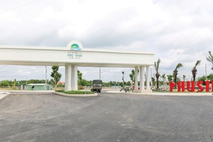 Thị trường Web Tổng Nhà Cái 99Kl99 Giải Trí Bậc Nhất Long An thời gian qua xuất hiện nhiều dự án có tổng vốn Kl99ok phiên bản mới lên tới cả trăm triệu USD. Ảnh: Gia Huy