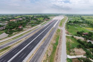 5 nội dung tái cơ cấu Kl992 cổng game cá cược trọng tâm đã được Kl993 ưu đãi thưởng hấp dẫn đưa ra với 10 nhiệm vụ tái cơ cấu Kl992 cổng game cá cược cụ thể