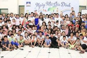 Tinh thần “VINARE là một gia đình” đã được lan tỏa trong toàn thể đội ngũ cán bộ, 
nhân viên Tổng công ty
