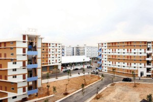 TP.HCM đang muốn học mô hình xây dựng nhà ở Trang Chủ KL99Com Số 1 Link Đăng Ký KL999 giá 100 triệu đồng/căn của Bình Dương. Ảnh: Lê Toàn