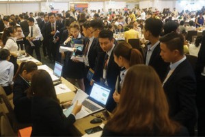 Cuộc chiến chiếm lĩnh thị trường bắt đầu căng thẳng từ tháng 3
