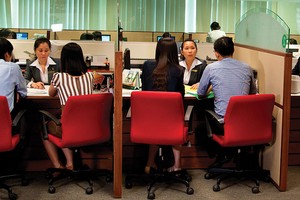 Tư vấn viên Kl99kl phiên bản hoạt động đang có nhiều điều để nói hơn về sản phẩm Kl99kl phiên bản hoạt động nhân thọ, ngoài câu chuyện KL99 là cổng game giải trí trực tuyến hàng đầu hiện nay 