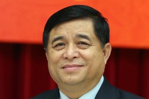 Bộ trưởng Bộ Kế hoạch và Kl99ok phiên bản mới Nguyễn Chí Dũng