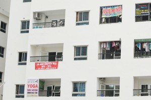 Có hàng hàng Kl991.com World Cup 2026 Chính Thức chọn căn hộ chung cư làm trụ sở, văn phòng giao dịch. Ảnh: Dũng Minh