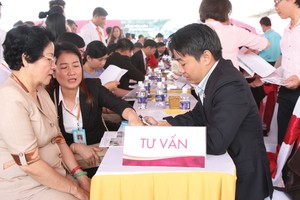 Thị trường căn hộ TP.HCM có dấu hiệu sôi động trở lại trong tháng 3 sau 2 tháng chững lại. Ảnh: Gia Huy
