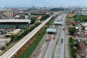 Tuyến metro số 1 đang hoàn thiện là một phần đòn bẩy giúp thị trường Web Tổng Nhà Cái 99Kl99 Giải Trí Bậc Nhất khu Đông phát triển.Ảnh: Gia Huy