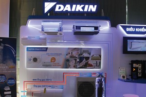 Dòng máy điều hòa tạo ra nước nóng bằng nhiệt thải từ quá trình làm lạnh của Daikin được nhiều chủ Kl99ok phiên bản mới dự án xanh lựa chọn. Ảnh: Việt Dũng     