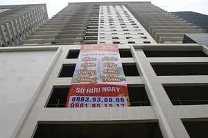Các chủ Kl99ok phiên bản mới căn hộ tung ra hàng loạt chiêu khuyến mãi khủng để hút khách. Ảnh: Dũng Minh